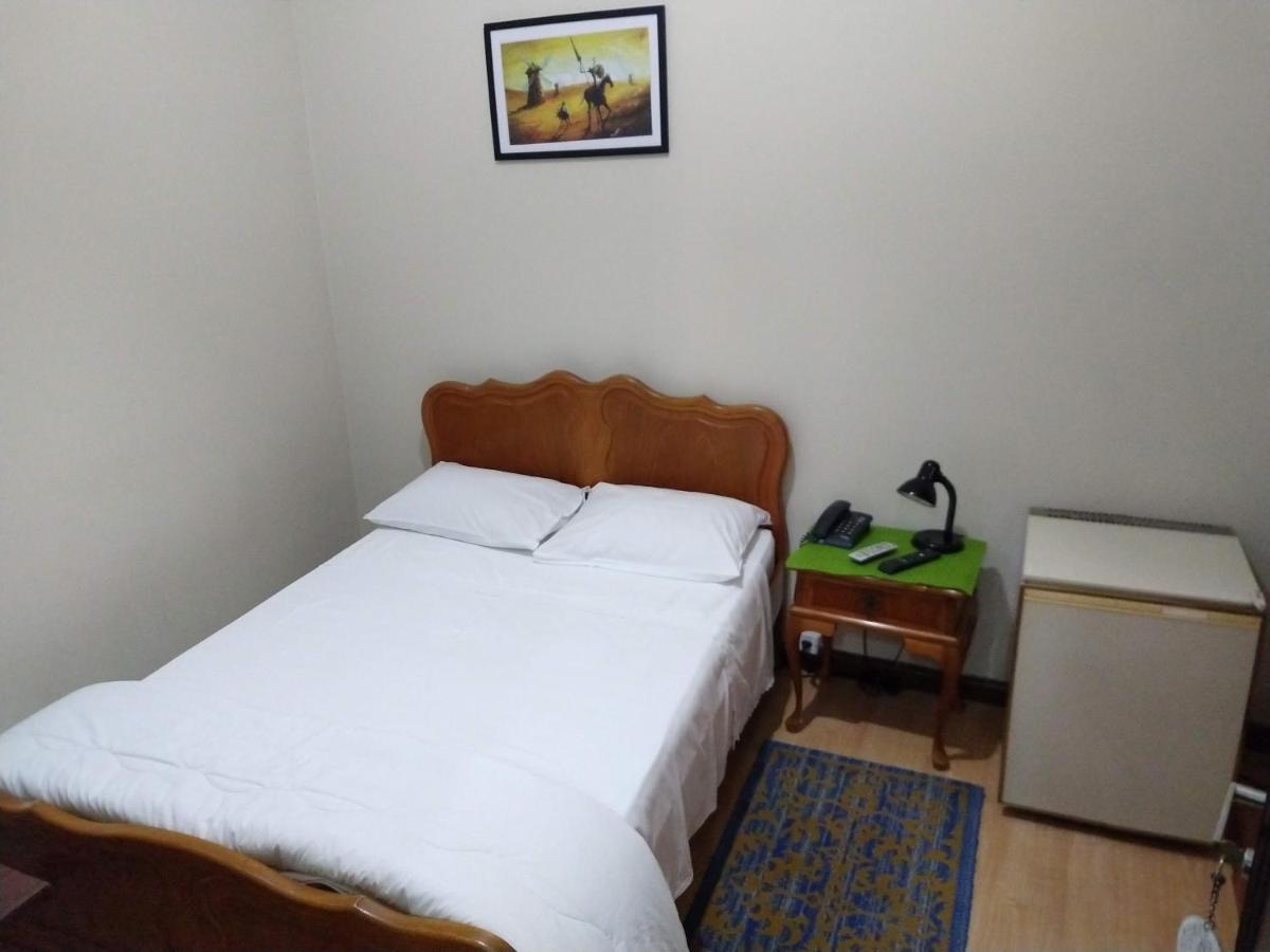 Hotel Cervantes Curitiba Luaran gambar