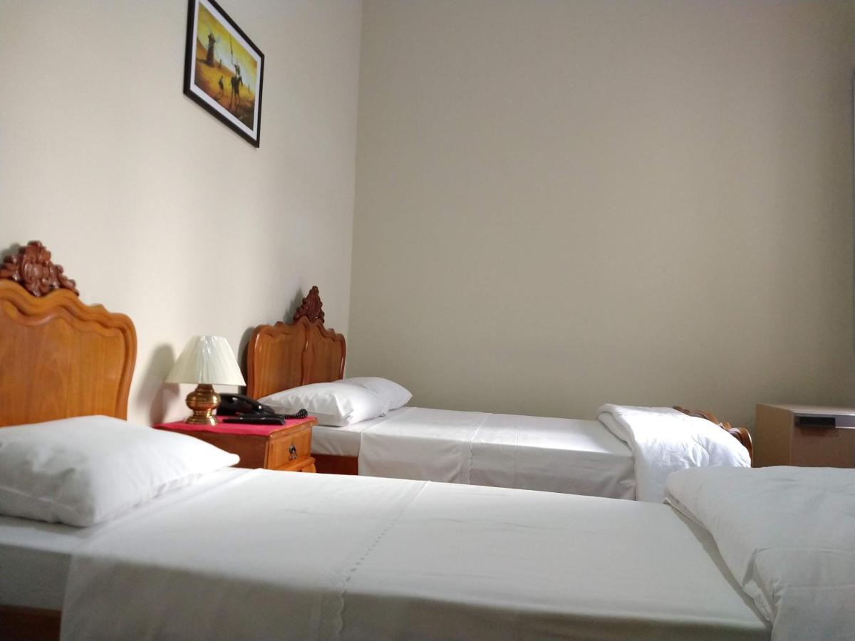 Hotel Cervantes Curitiba Luaran gambar